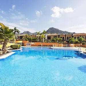 Exclusive Townhouse In Plaza Del Duque Close To The Costa Adeje (Tenerife)